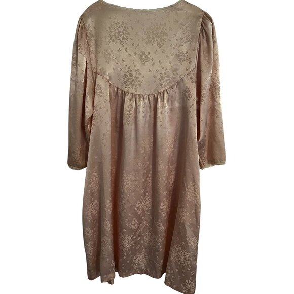 Vintage Light Pink w/Lace Flowers Night Gown Size Medium - Picture 2 of 6